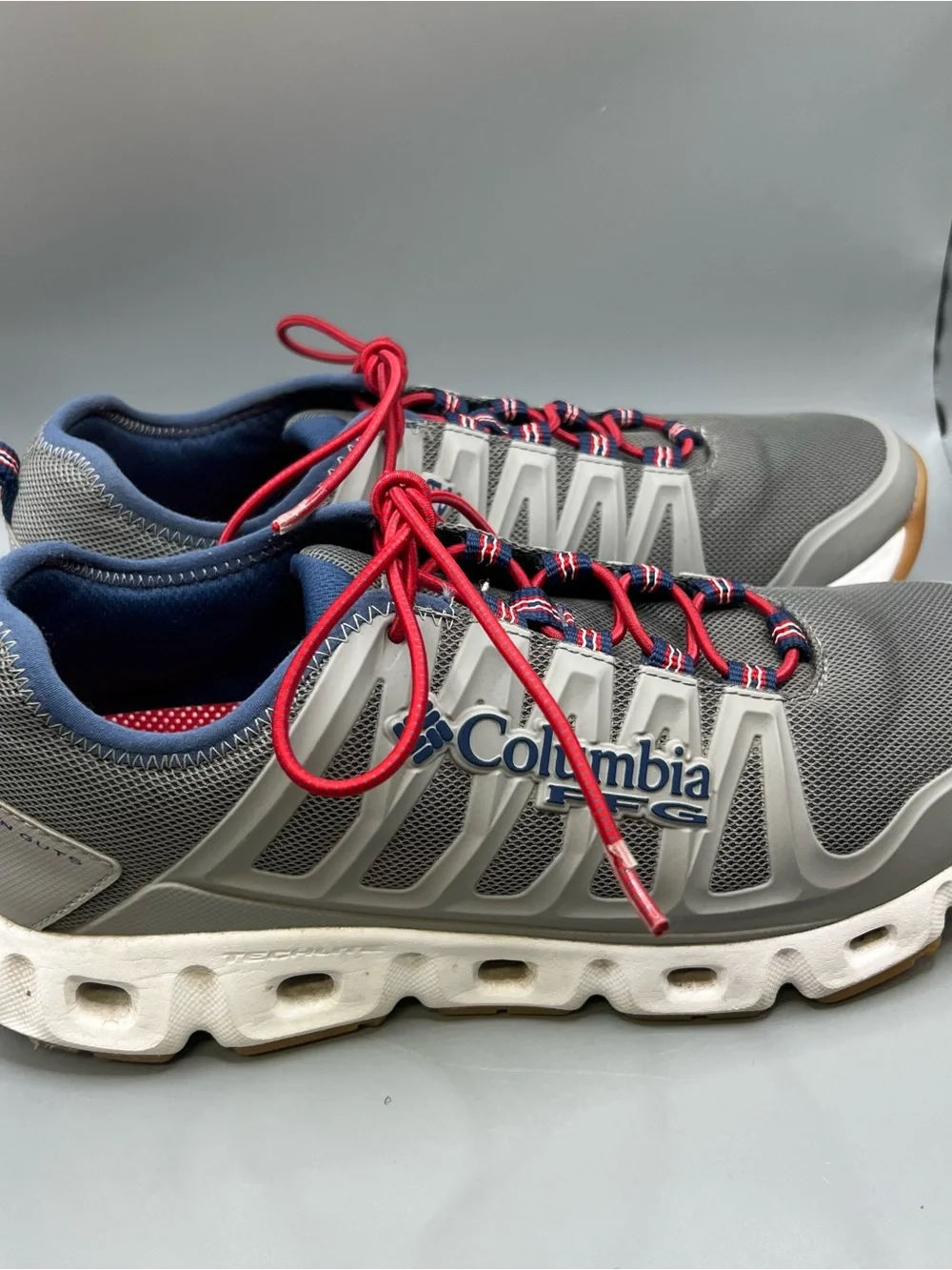 Columbia PFG Megavent II Boat Shoes 10.5 Gray Techlite Blood N Guts YM2471-033